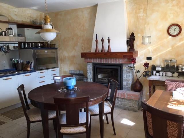 Casa Petra - Casa Tre Stelle - Casa Caneva - Ferien Fuer 6-14 Personen Ponti Екстер'єр фото