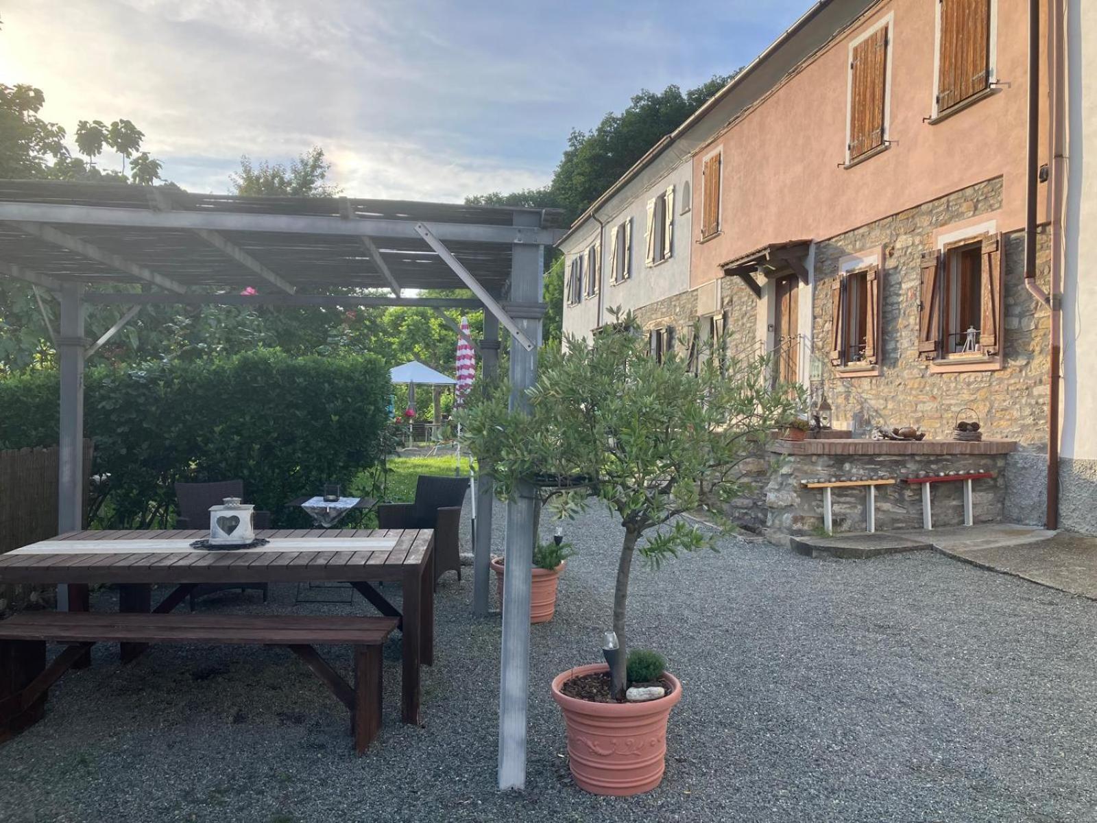 Casa Petra - Casa Tre Stelle - Casa Caneva - Ferien Fuer 6-14 Personen Ponti Екстер'єр фото